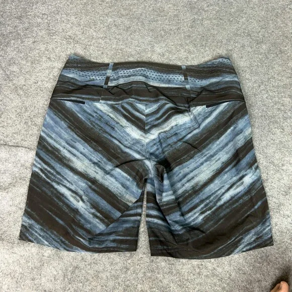 Lululemon Shorts Mens 32 Blue Black Board Drawstring Swim Trunks Current State - Picture 7 of 7